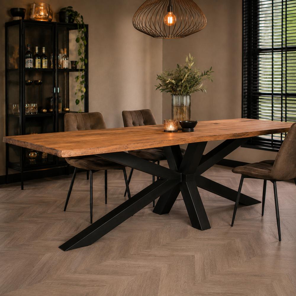 Stalen matrix zwart spinpoot 240 bij 80 cm en hoogte 72 cm  (10 x 10 cm)